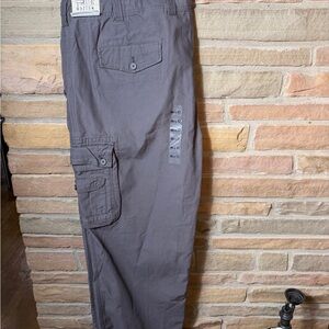 NWT True Nation cargo Men's Gray Cargo Pants. Size 46X32